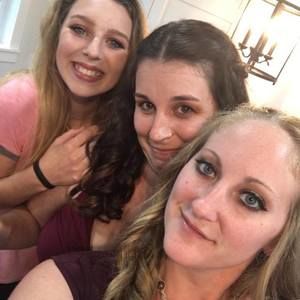 Meet your Posher, Linzy